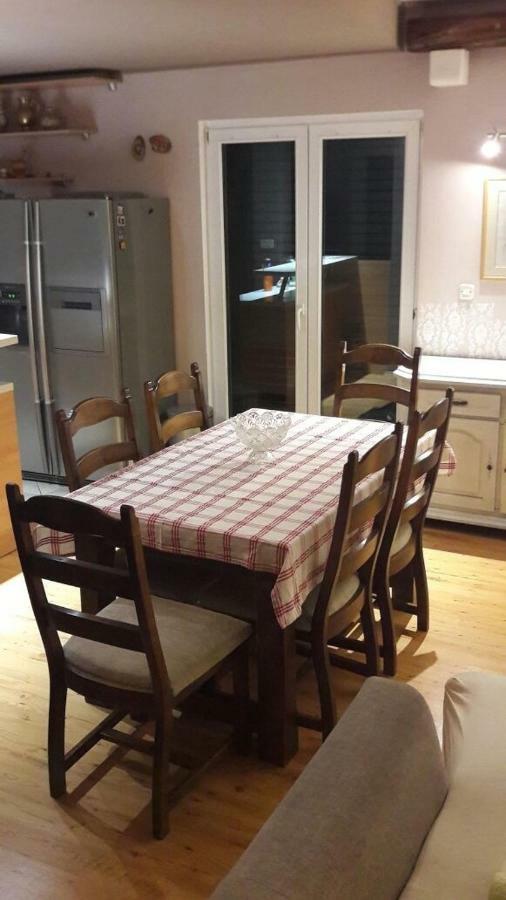 Apartmani Ruza Makarska Exterior foto